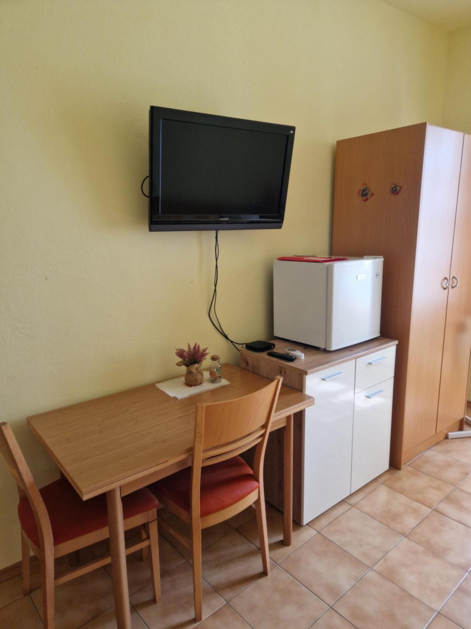 Apartma In Soba Vipavski Kriz Айдовшчіна Номер фото